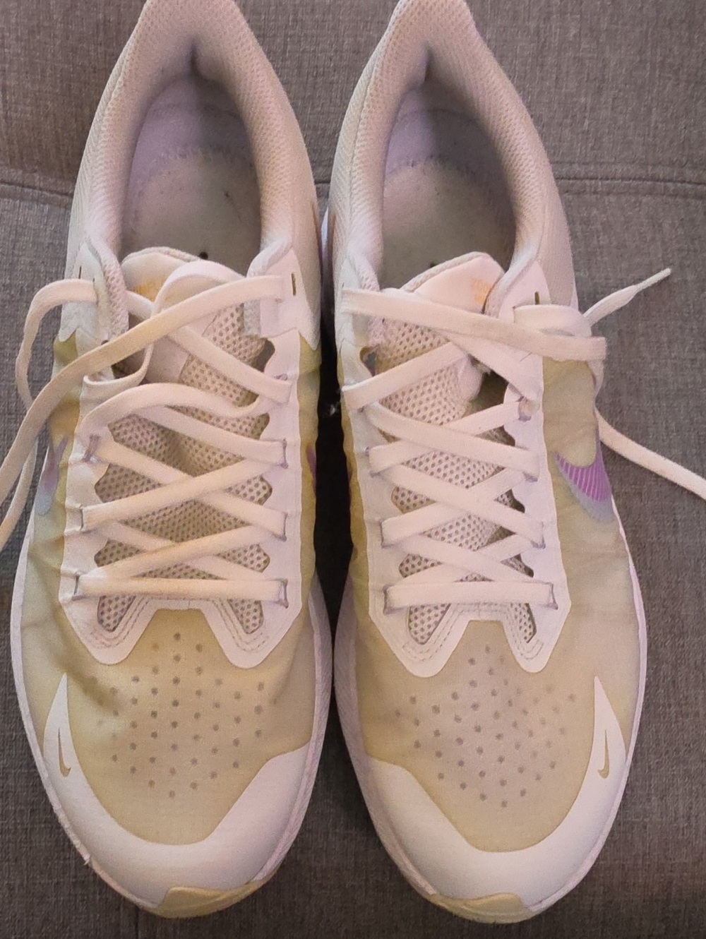 Nike Women’s Pale Yellow, White & Purple Athletic Running Shoes Size 11
